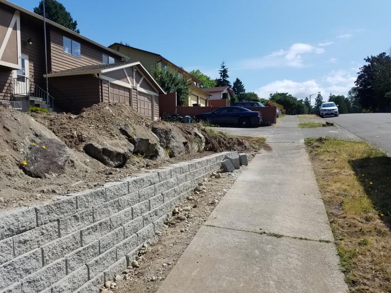 Retaining Walls / Terracing