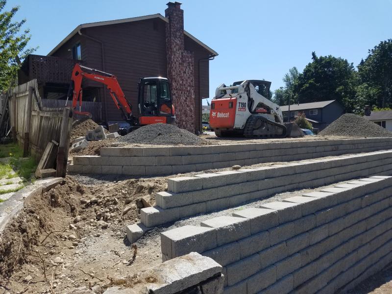 Retaining Walls / Terracing