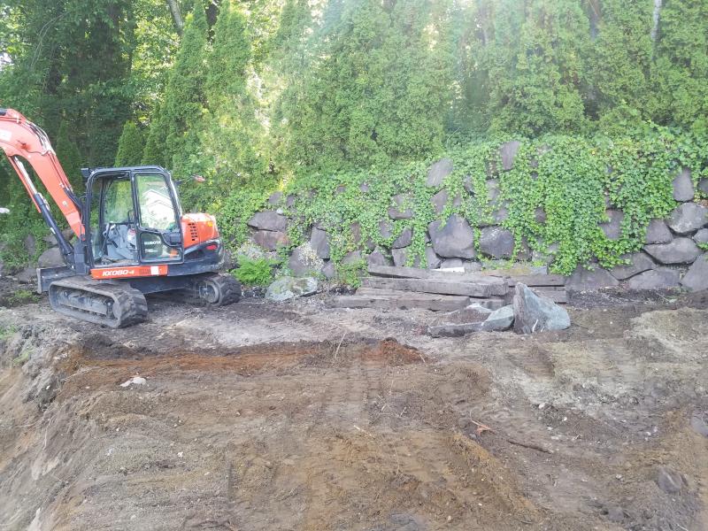 Hardscaping, Rockery, Terracing, Land Clearing, Parking Pad